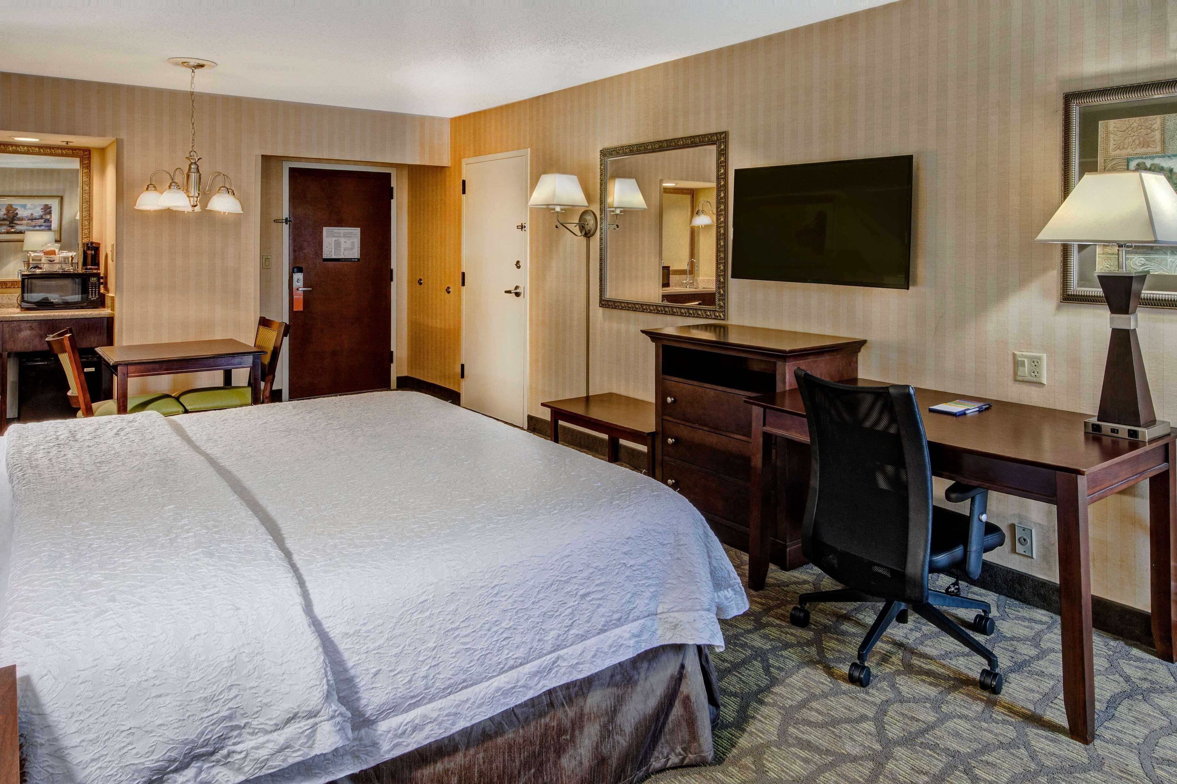 Hampton Inn Rocky Mount Buitenkant foto