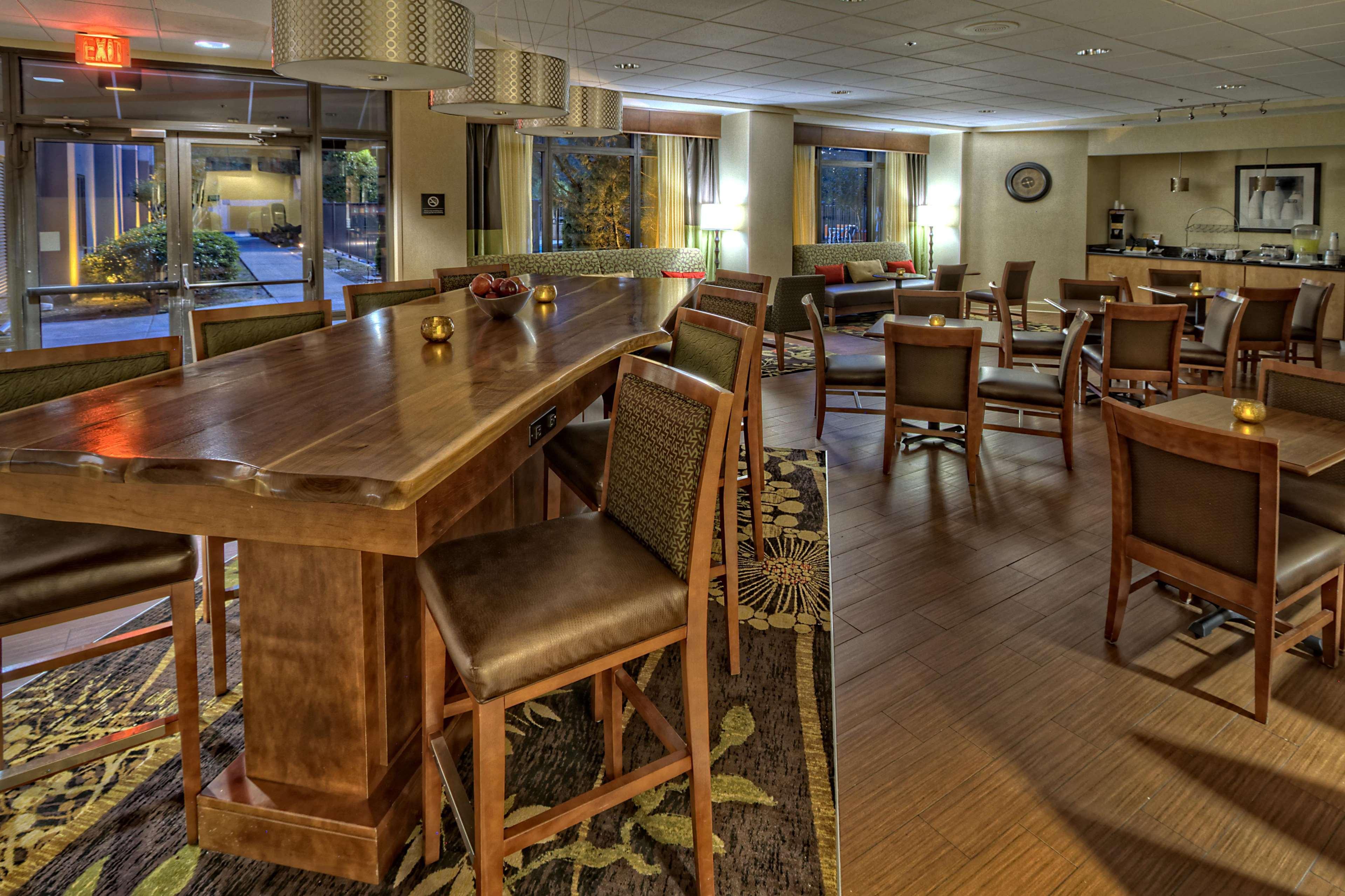 Hampton Inn Rocky Mount Buitenkant foto