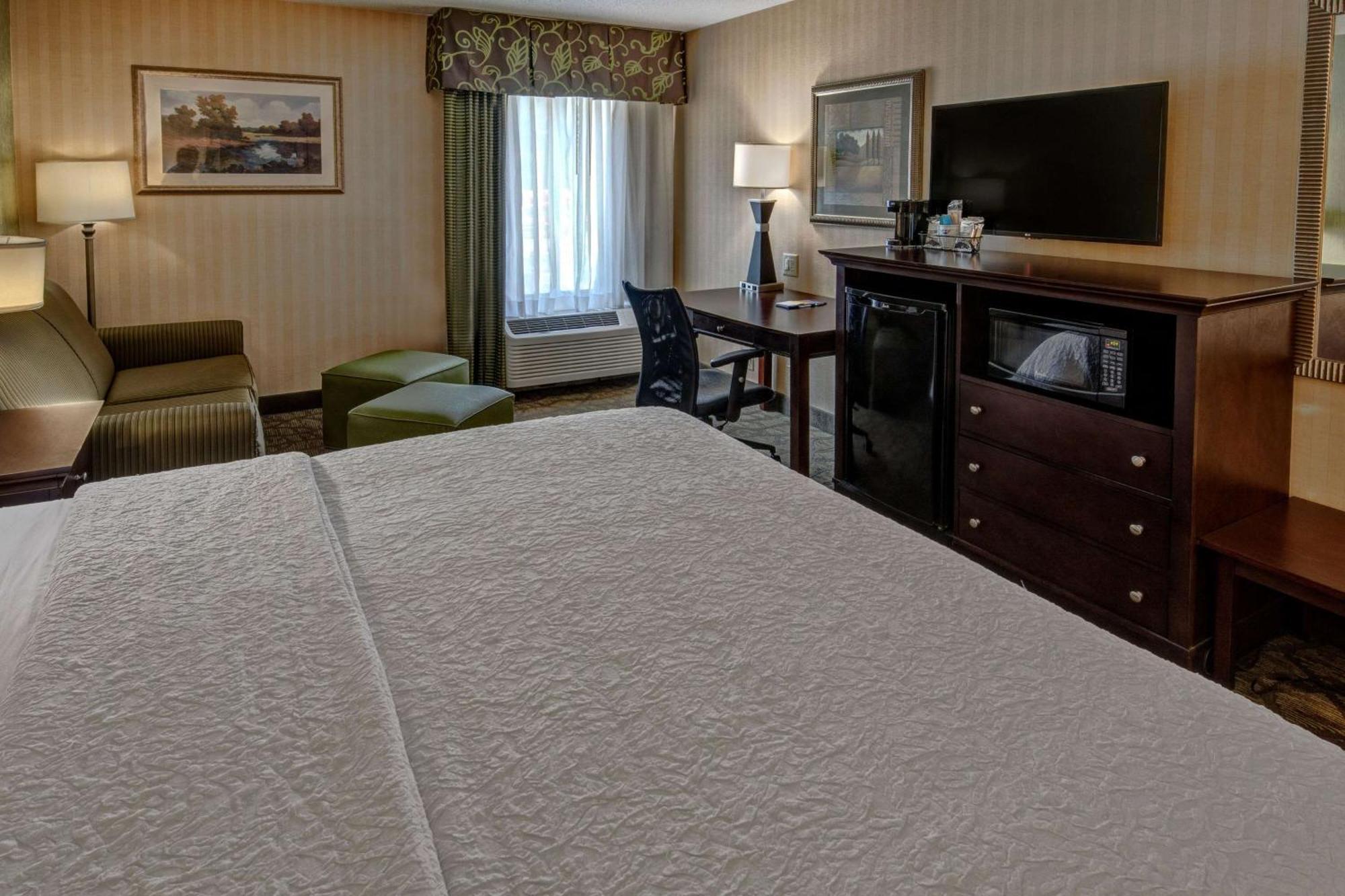 Hampton Inn Rocky Mount Buitenkant foto